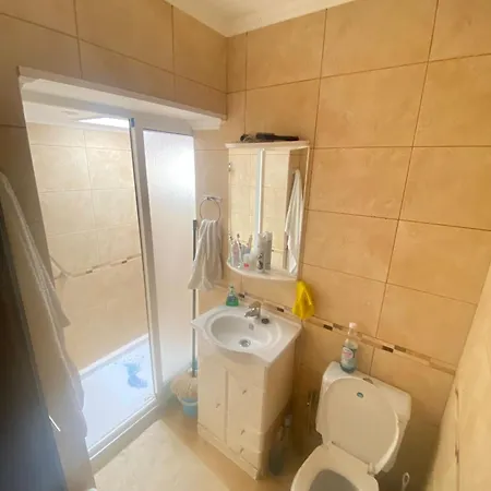 The House Tenerife Compartidas Pensión Costa Adeje (Tenerife)